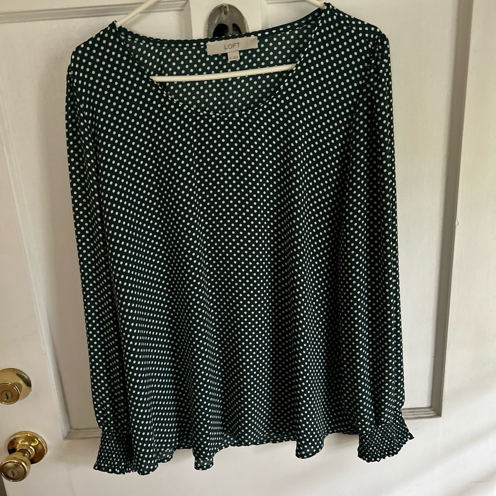 💜💜 LOFT POLKA DOT BLOUSE💜💜